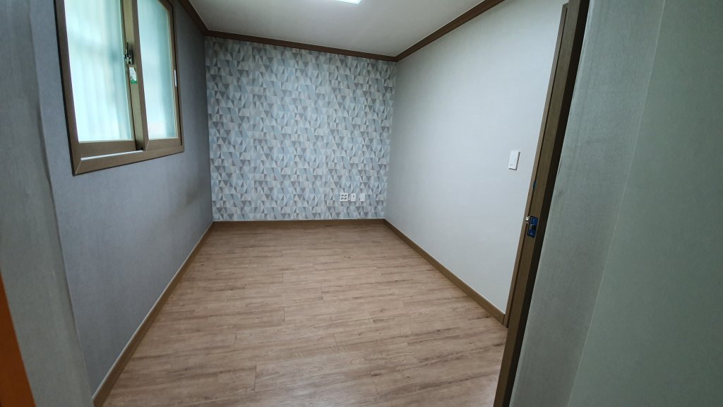 상동 | 투룸 53㎡ 보증금 / 월세 200만원 | 다도해공인중개사사무소 