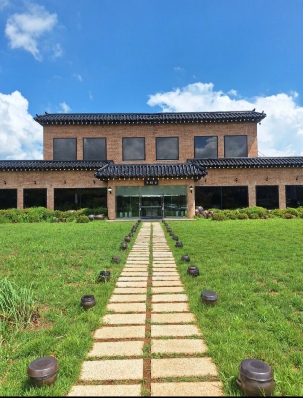 427e3637f74e28d0afcd2827fa80c17a_1765853